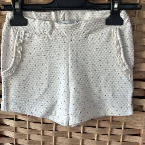 Short polka dot